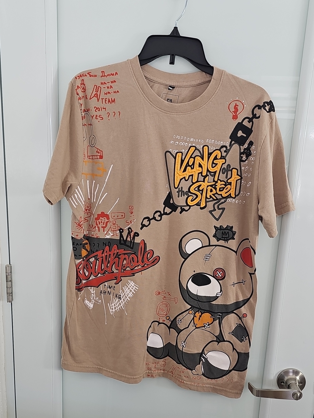 South pole Graphiqes Brown T-shirt For Mens Size Medium.